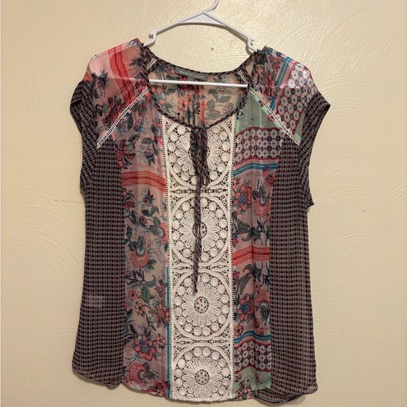 Daniel Rainn Graphic Tie Front Cap Sleeve Blouse - Picture 1 of 8